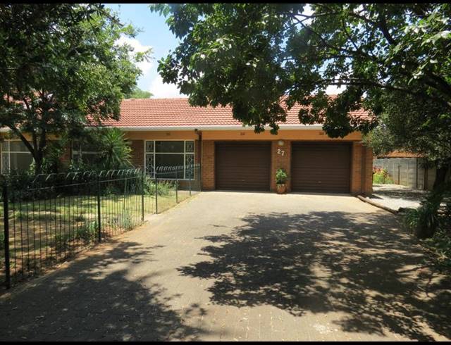 3 BEDROOM HOUSE FOR SALE IN PARKRAND